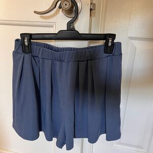 Flowy shorts elastic waist